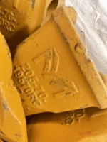 High Quality PC200RC  PC200 Excavator 205-70-19570RC Bucket Tooth - Image 6